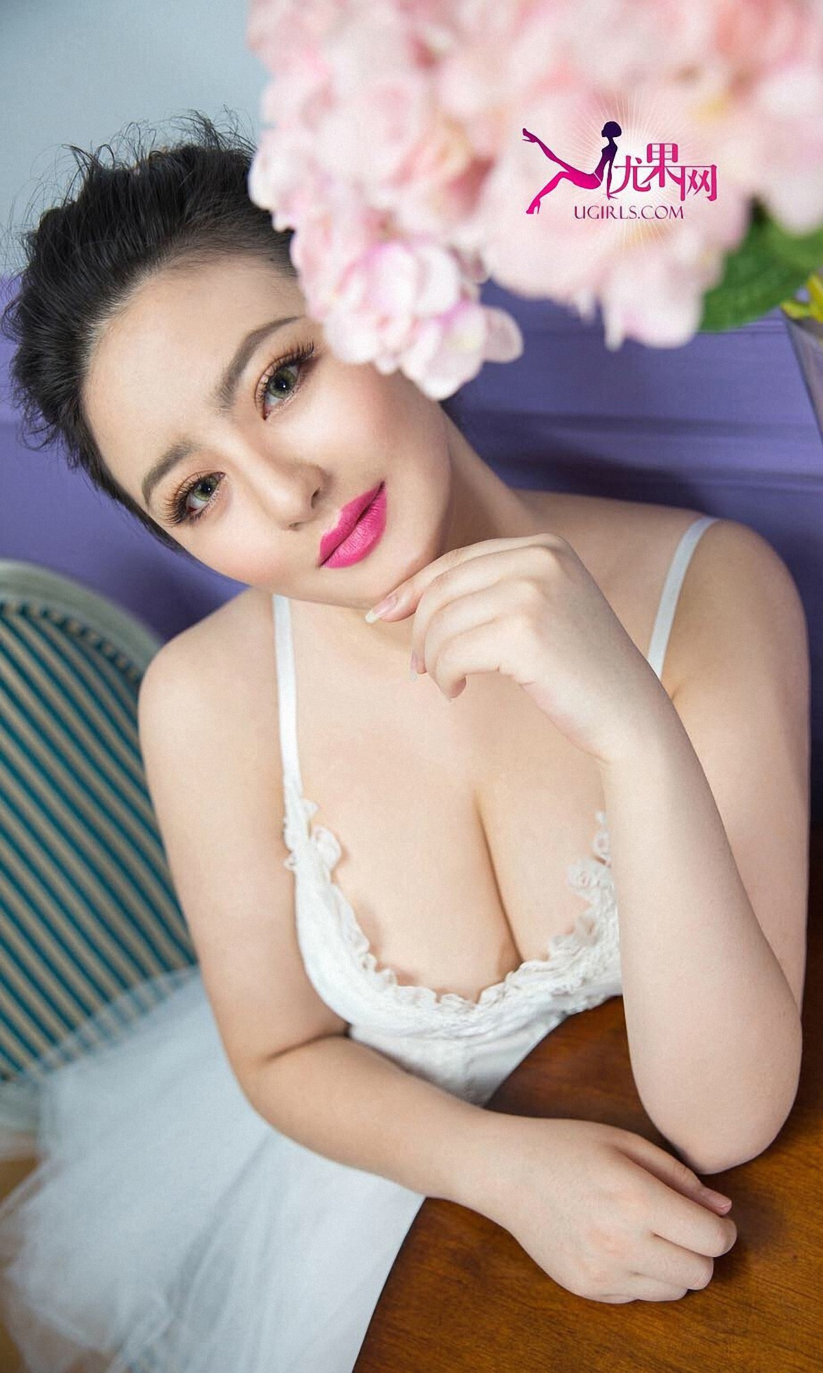 [Ugirls爱尤物]APP2015 No.201 依蔓